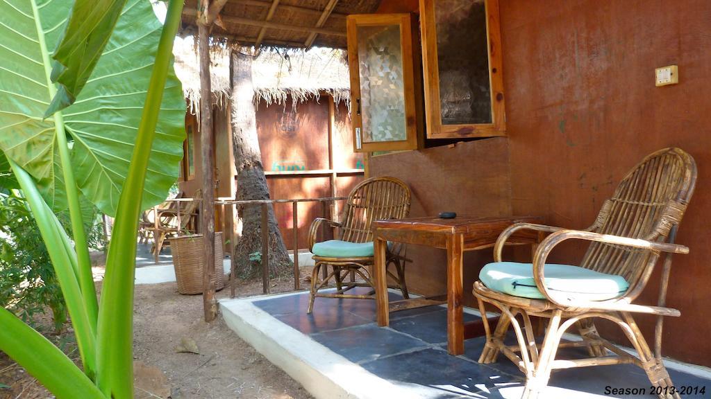 Secret Garden Resort Patnem Beach Habitación foto
